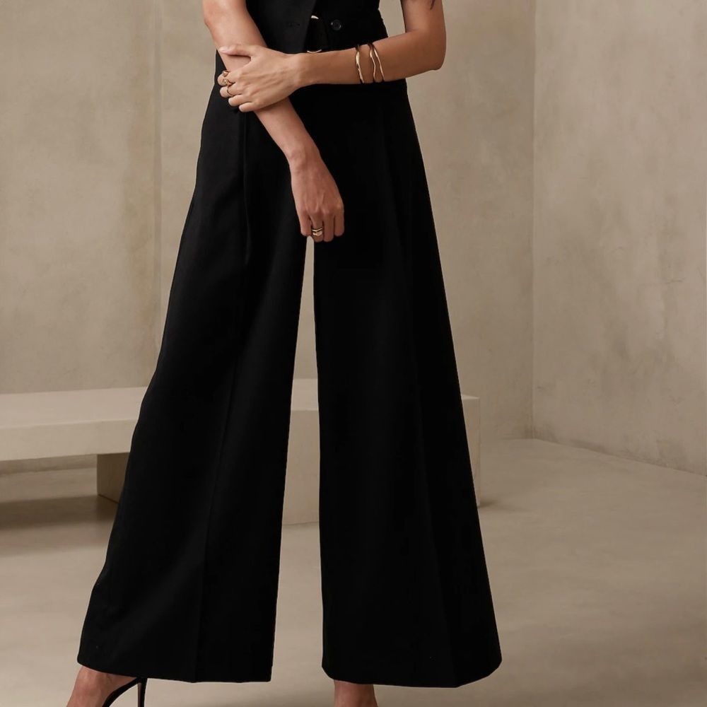 BANANA REPUBLIC LouLou Wide-Leg Flannel Pant, Black, Size 8 Petite